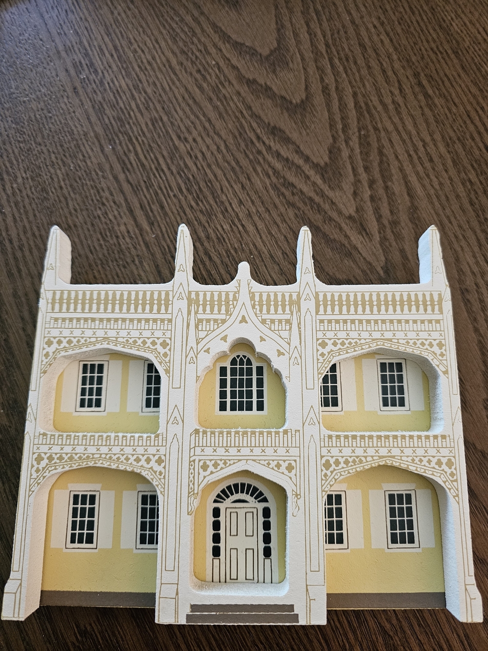 Collectible Shelia’s 1991 Wedding Cake House - Kennebunk, Maine